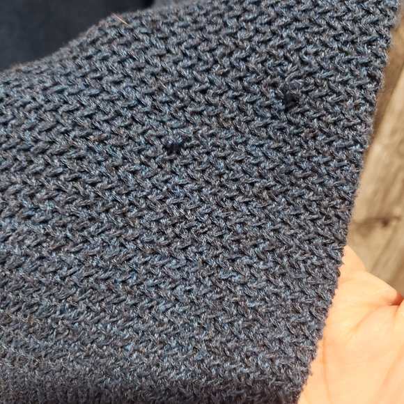 Lole Sweater - Picture 6 of 7